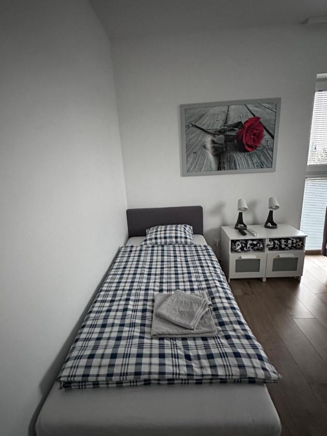 Pruszkowskie Mieszkanko Eksteriør bilde